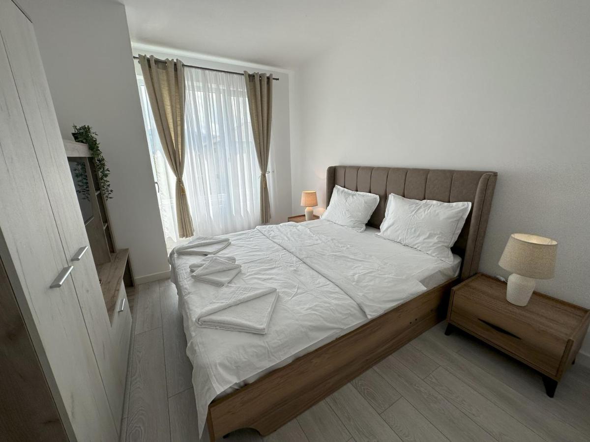 Elisio - Maple House Apartment Ghimbav Exterior photo